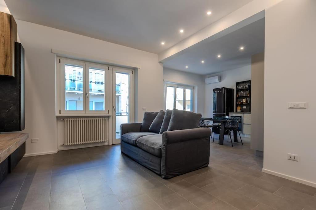 Great Home Laurentina Metro B Рим Экстерьер фото